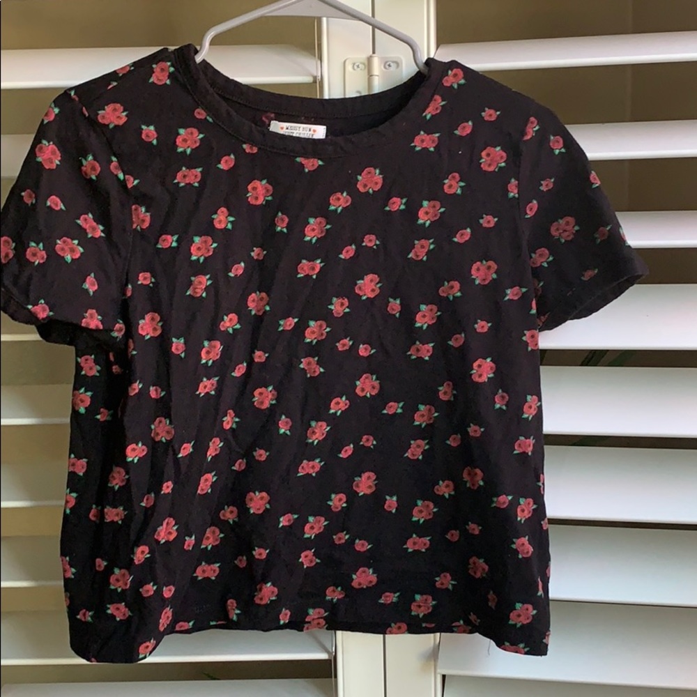 rose shirt
